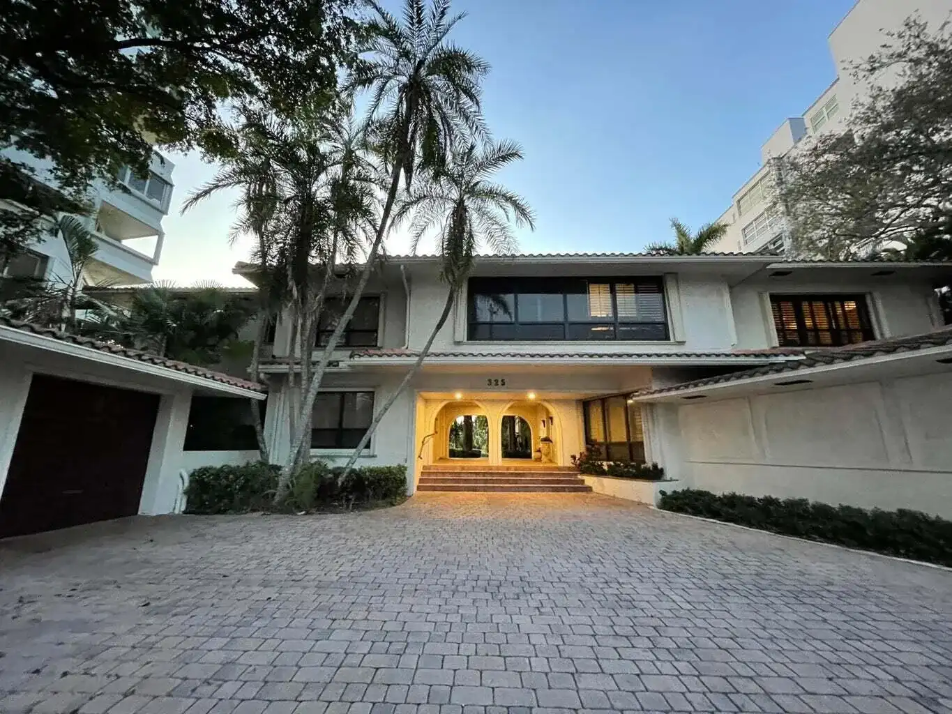 325 Sunset Drive # A, Fort Lauderdale FL 33301