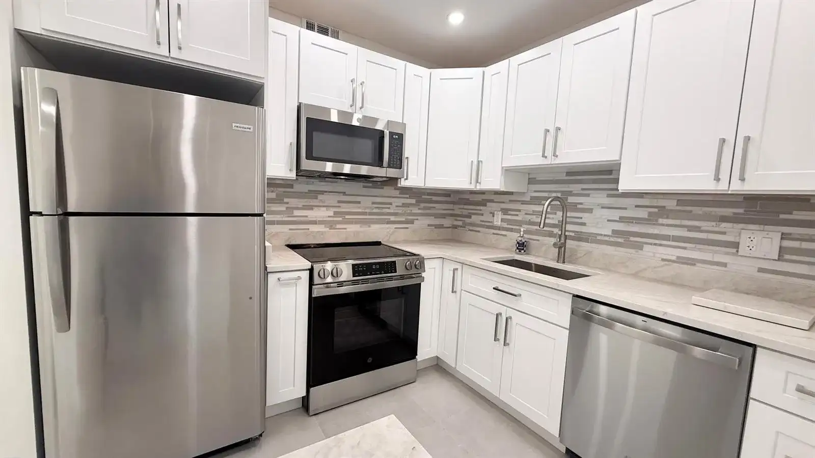 6505 Winfield Boulevard, Margate FL 33063