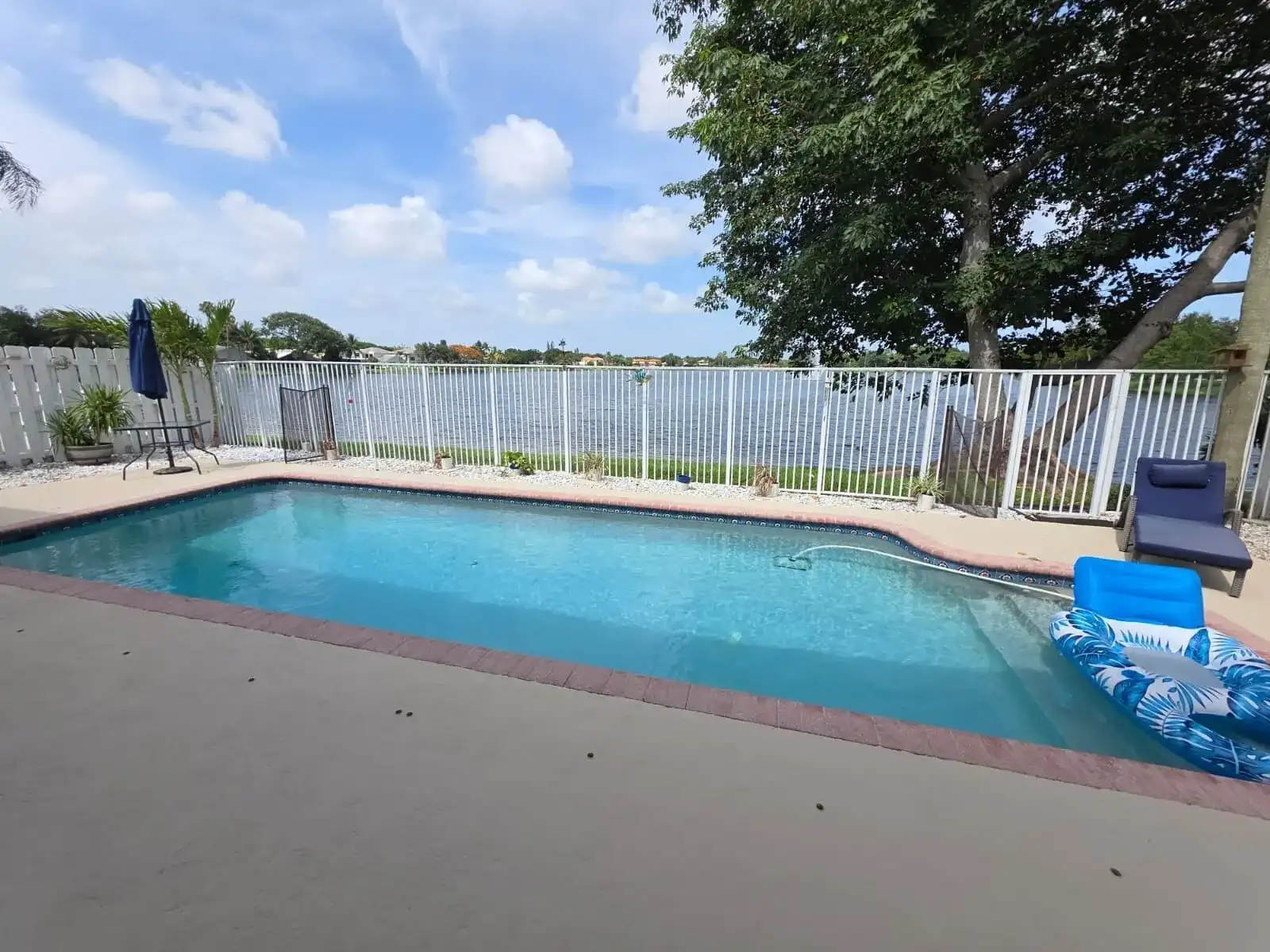 5220 NW 53rd Avenue, Coconut Creek FL 33073