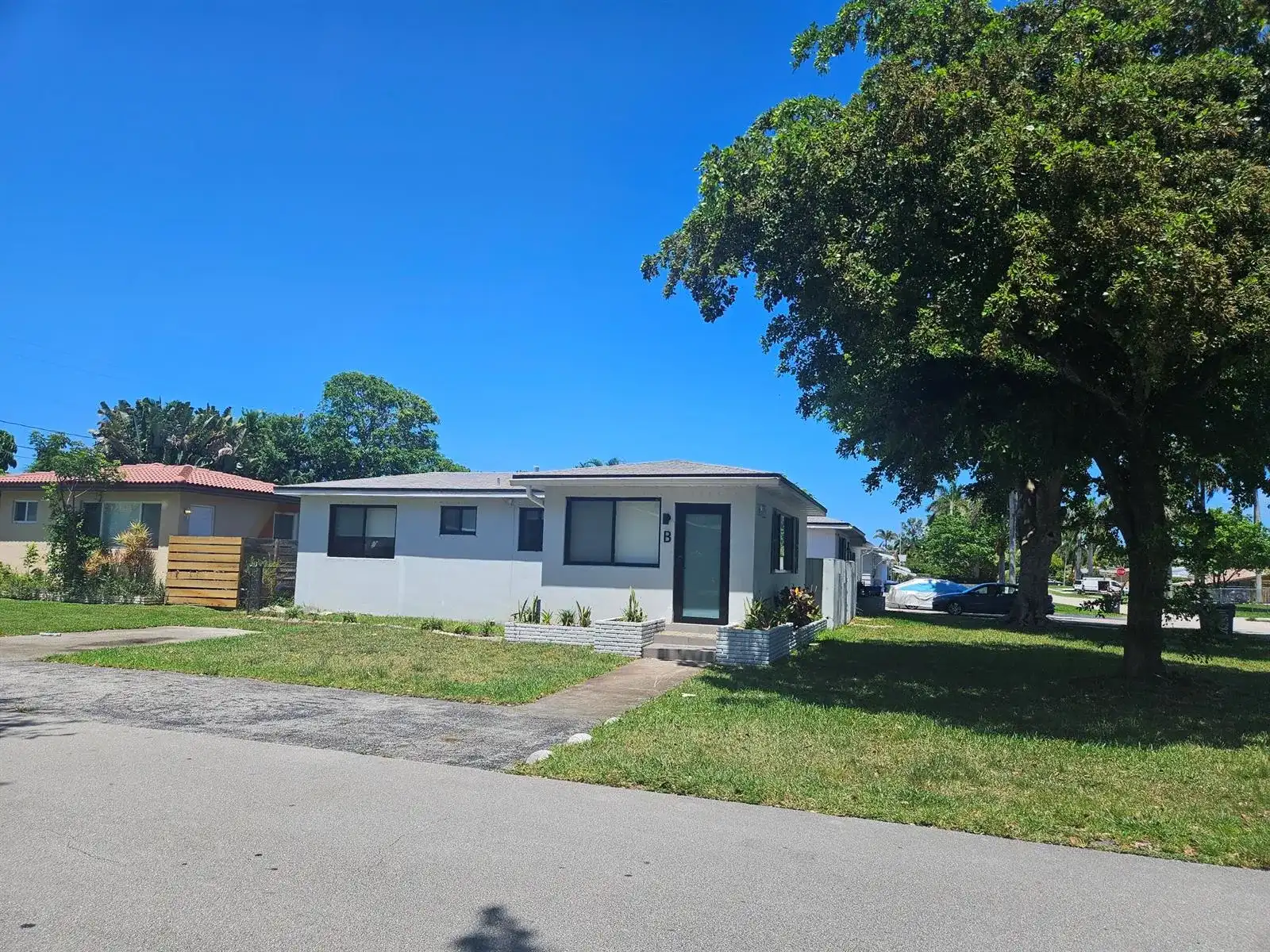 1625 cleveland Street # B, Hollywood FL 33020