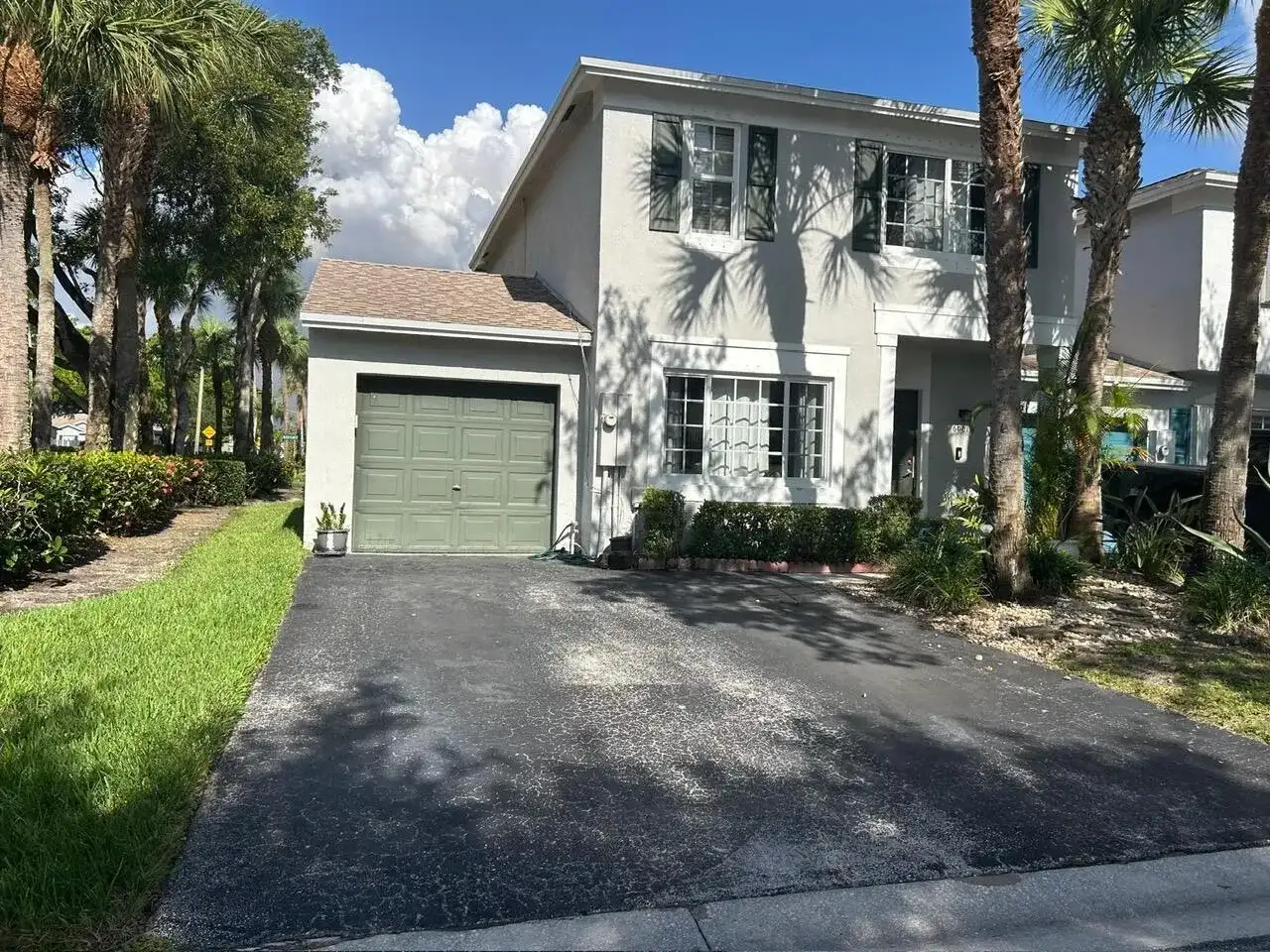 6001 Harbor Isle Way # 494, Tamarac FL 33321