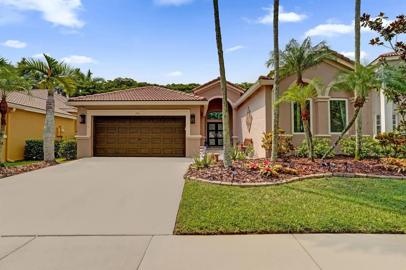 706 Tulip Circle, Weston FL 33327