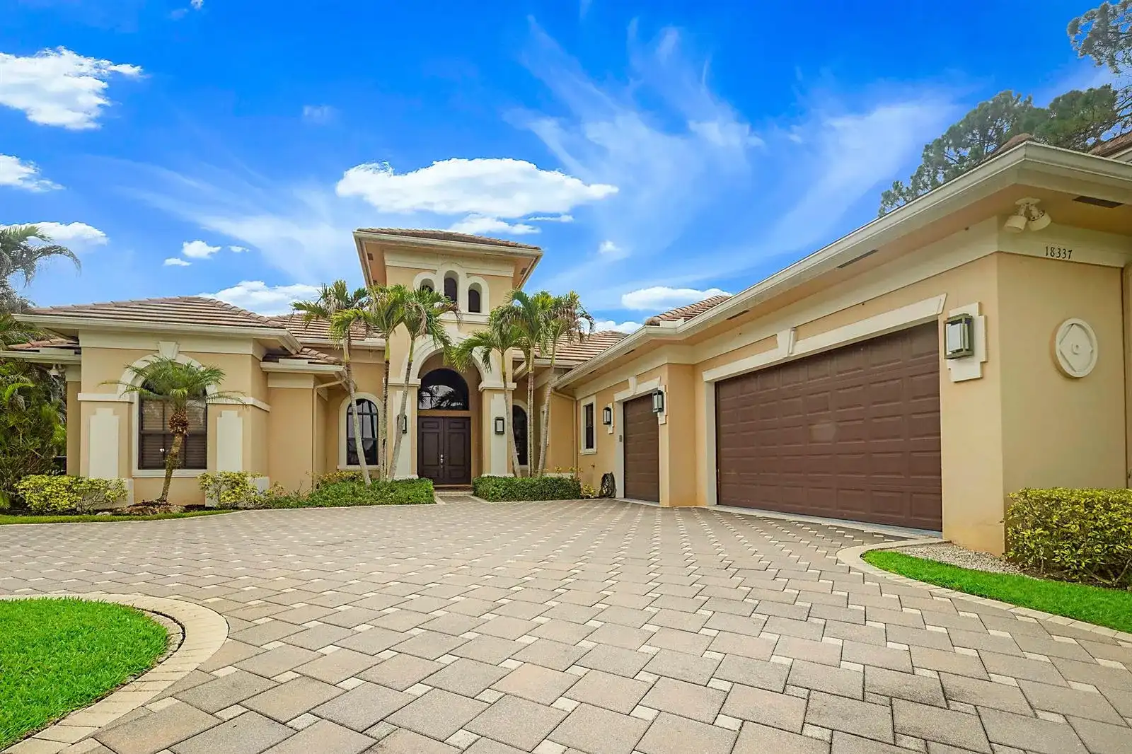 18337 SE Old Trail Drive W, Jupiter FL 33478