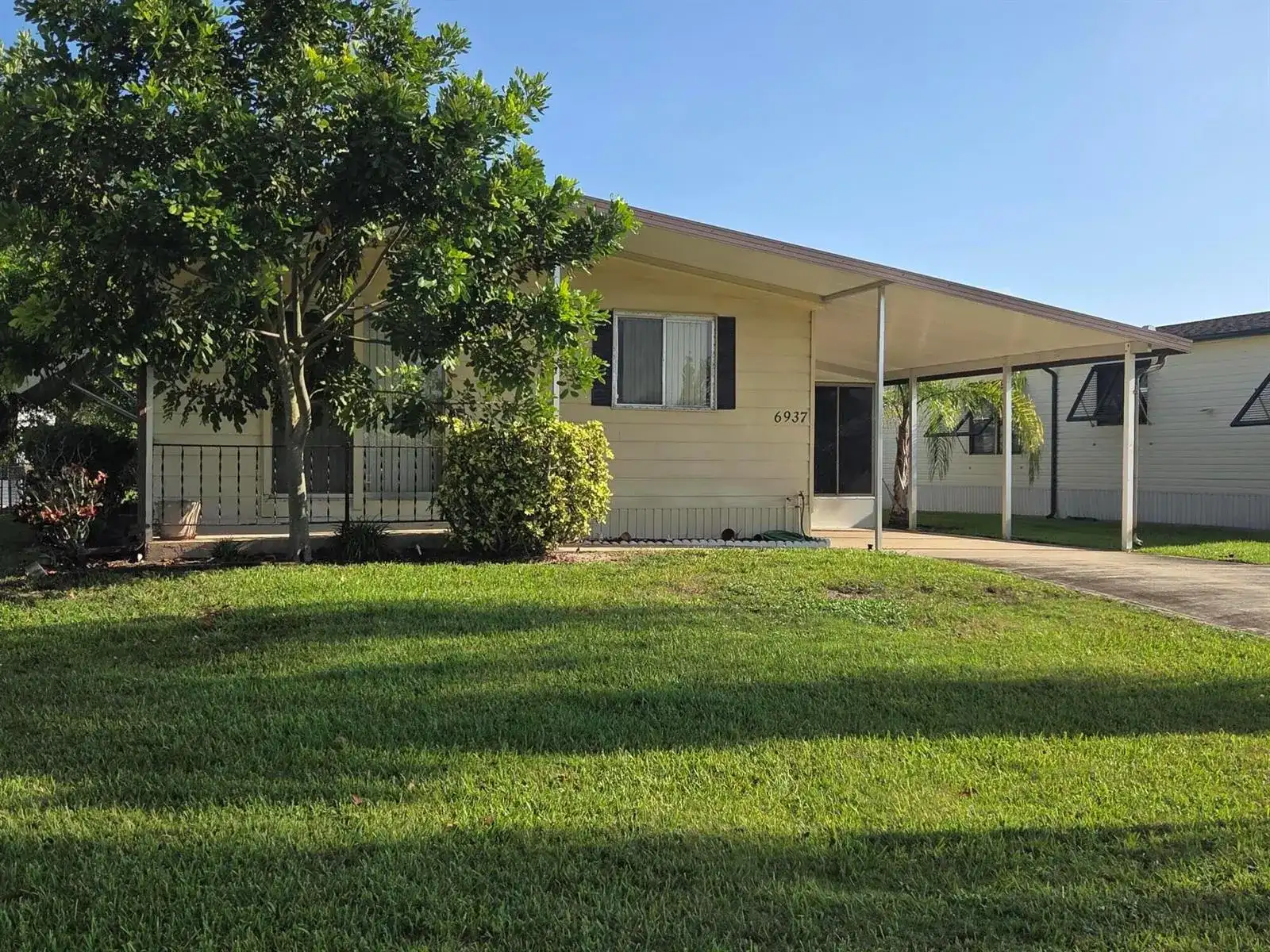 6937 SE Delegate Street, Hobe Sound FL 33455