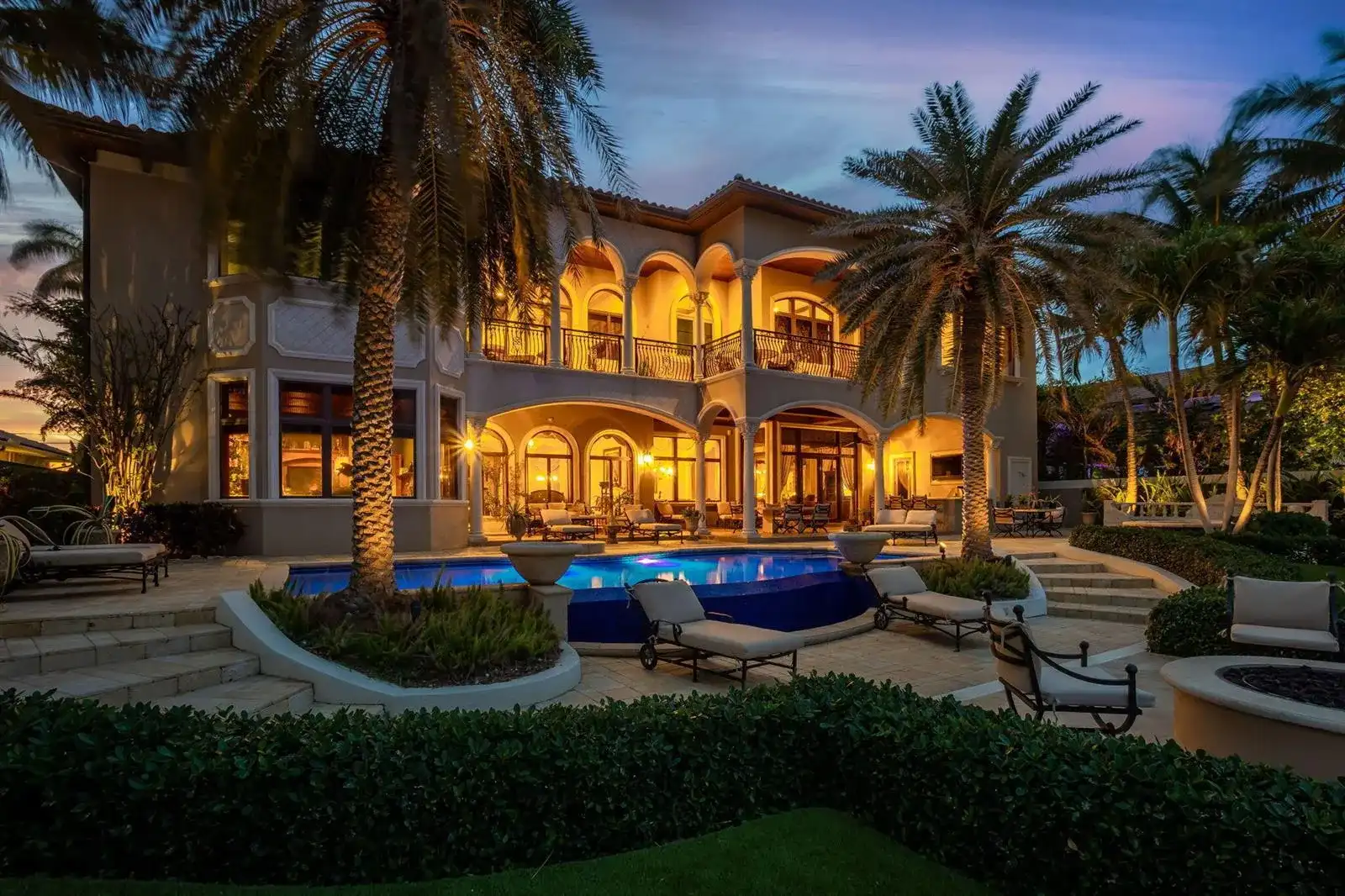 3870 NE 31st Avenue, Lighthouse Point FL 33064