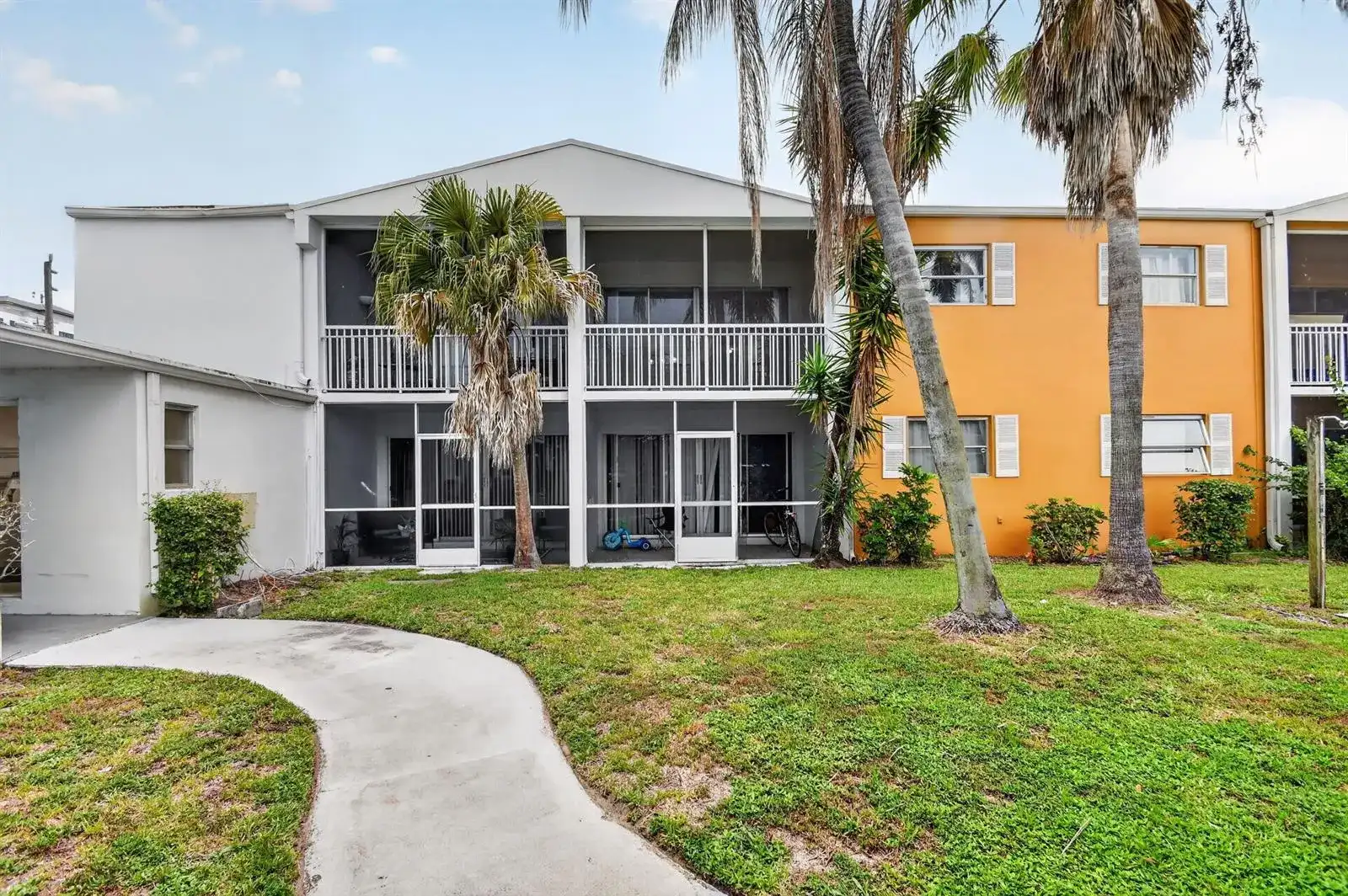 1505 Crescent Circle # B24, Lake Park FL 33403
