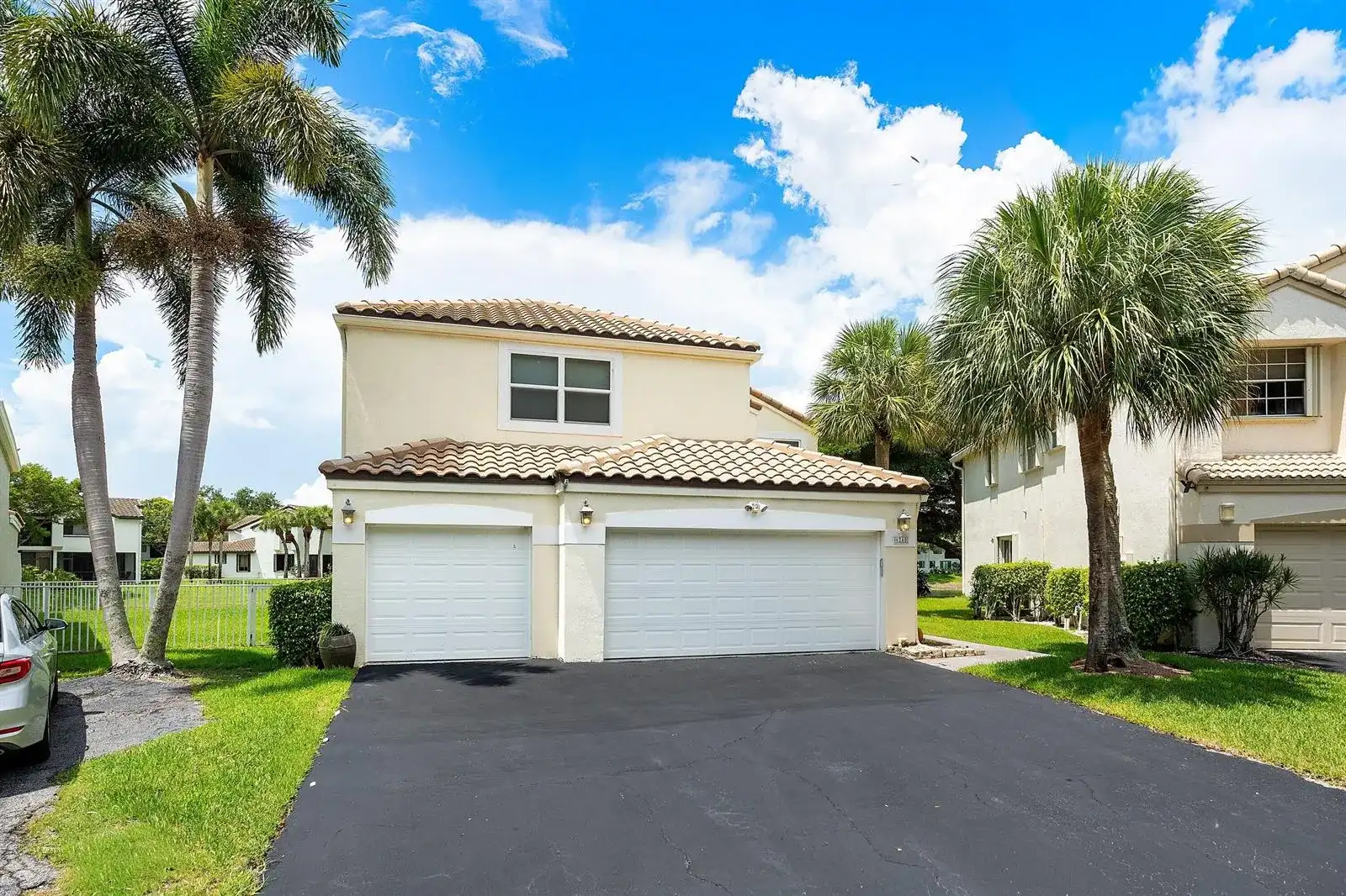 6240 NW 76th Court, Parkland FL 33067