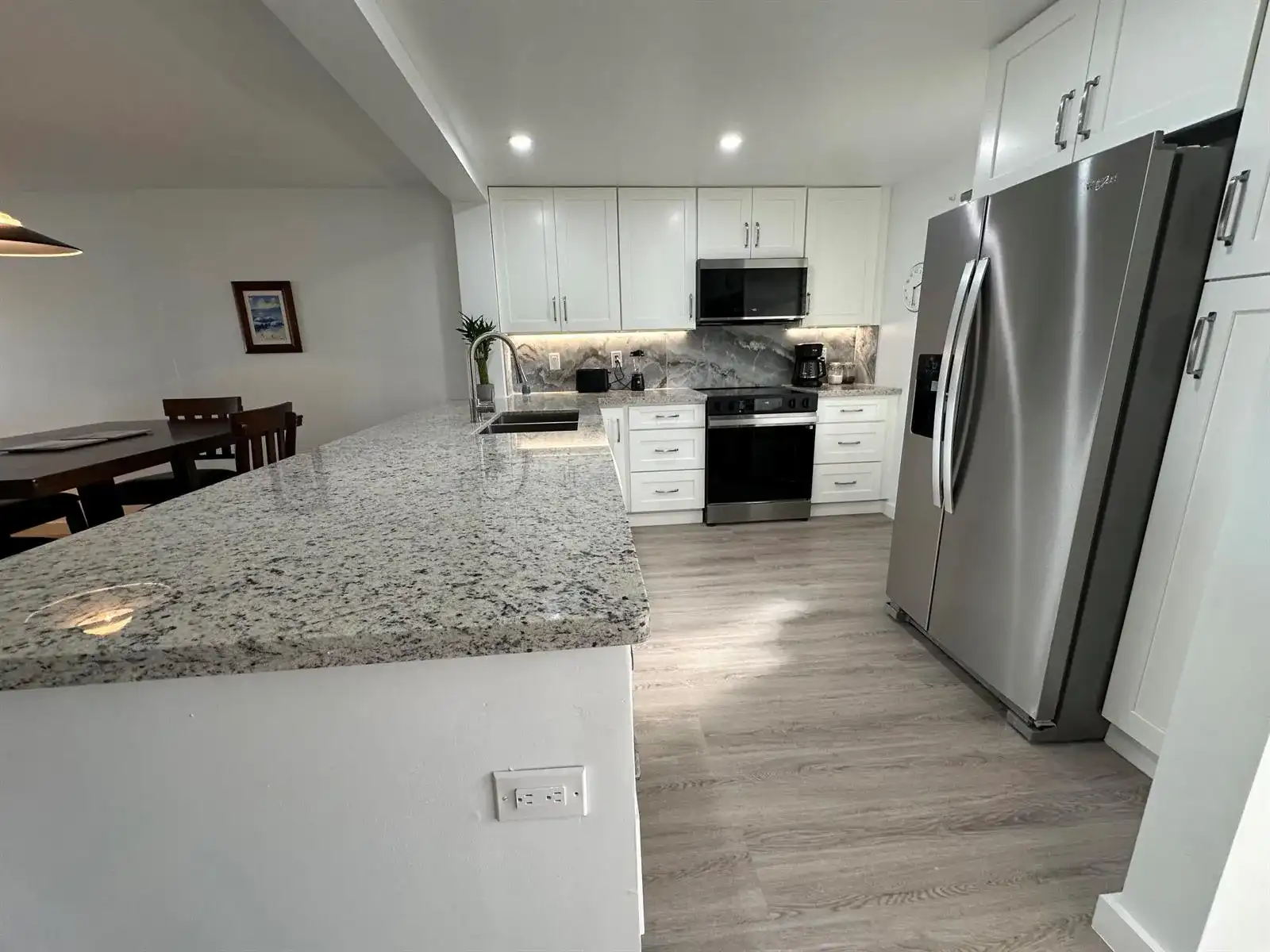 141 SE 3rd Avenue # 203, Dania Beach FL 33004