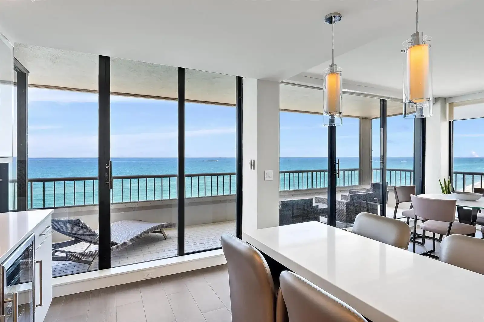5250 N Ocean Drive # 10s, Singer Island FL 33404