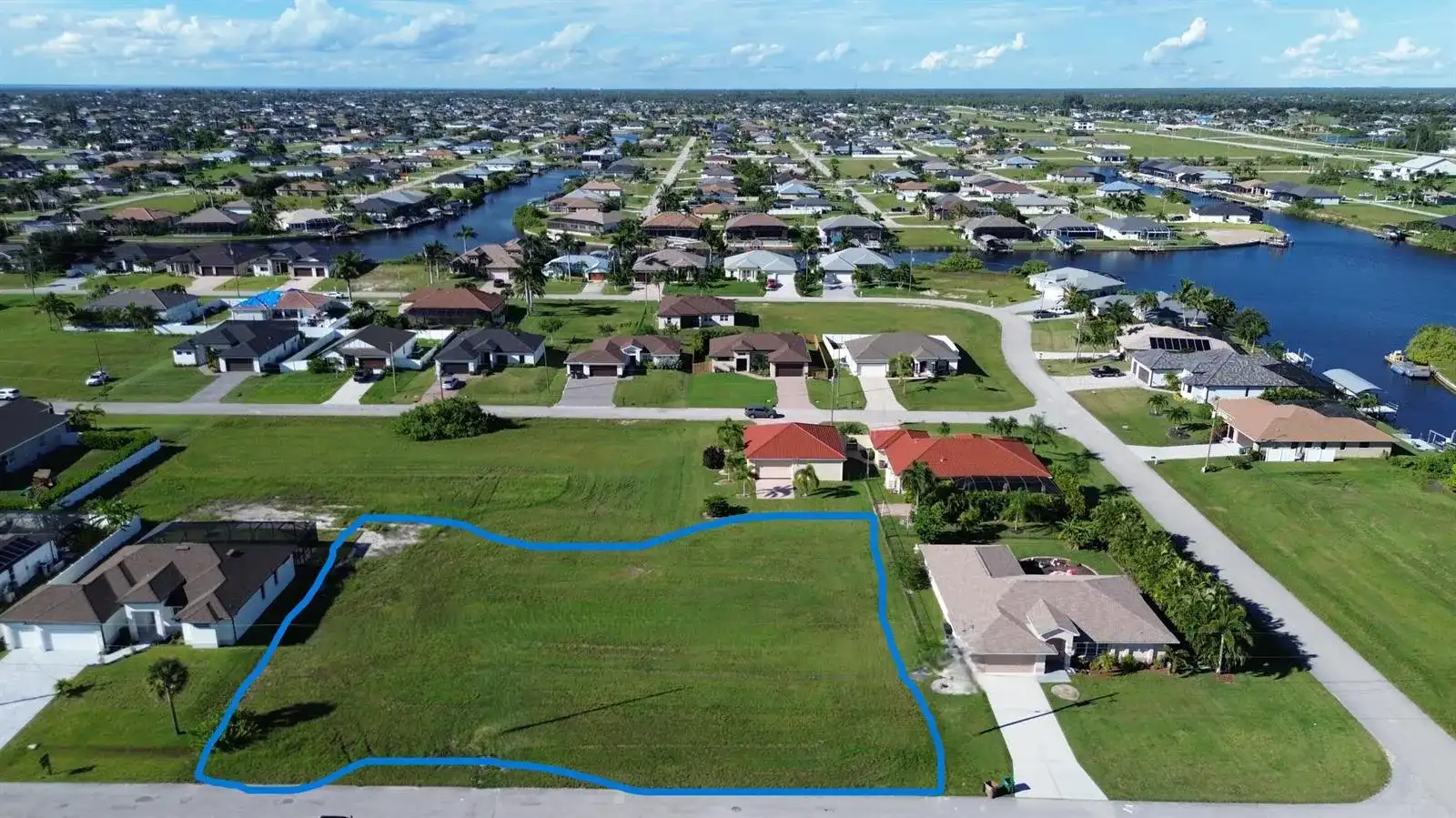 3325 NW 8th Terrace, Cape Coral FL 33993