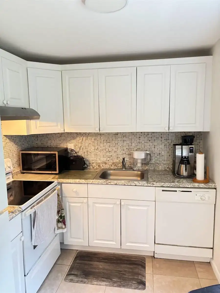 310 Piedmont G, Delray Beach FL 33484