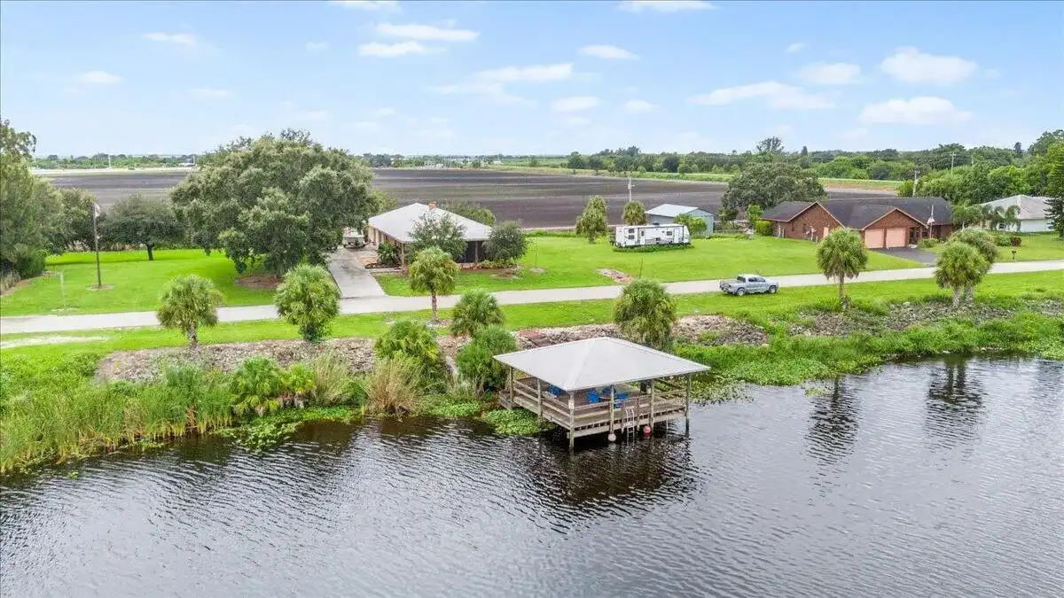 1121 River Road, Moore Haven FL 33471