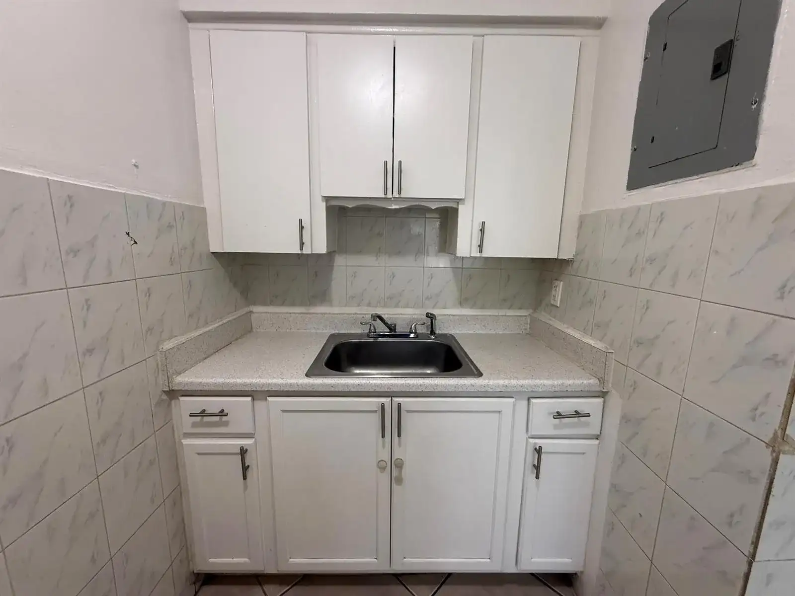 6014 Fillmore Street # 4e, Hollywood FL 33024
