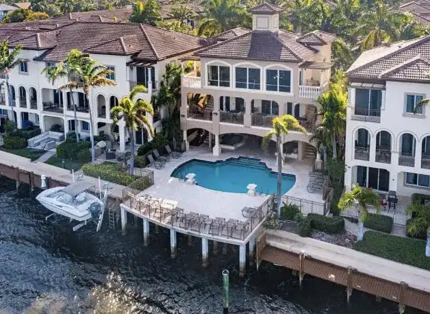 3042 WATERSIDE Circle, Boynton Beach FL 33435