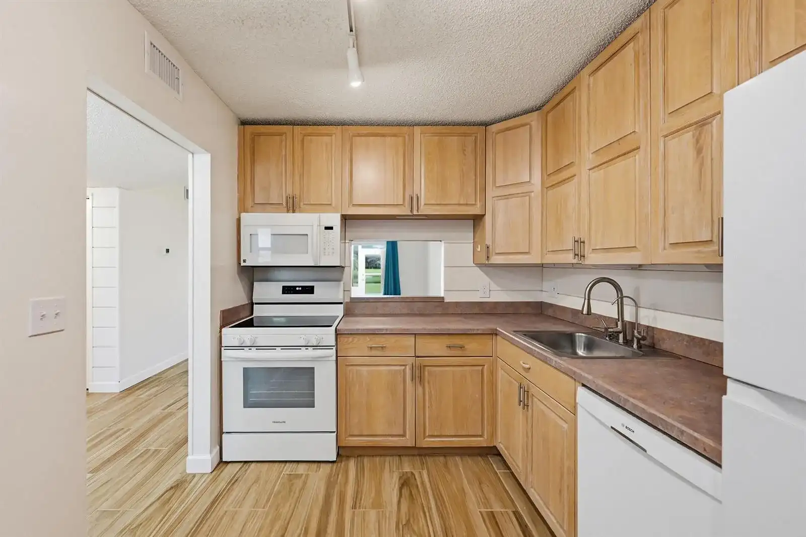 2805 CASITA Way # 112, Delray Beach FL 33445