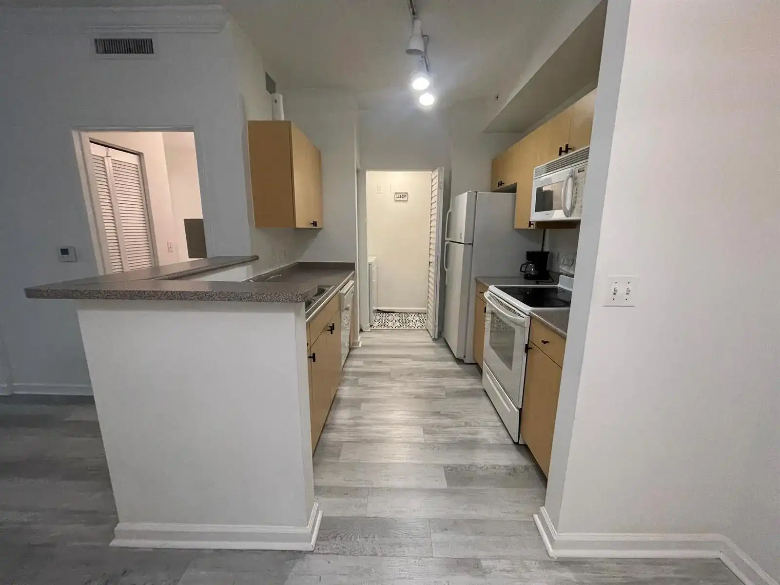 1919 VAN BUREN Street # 109A, Hollywood FL 33020