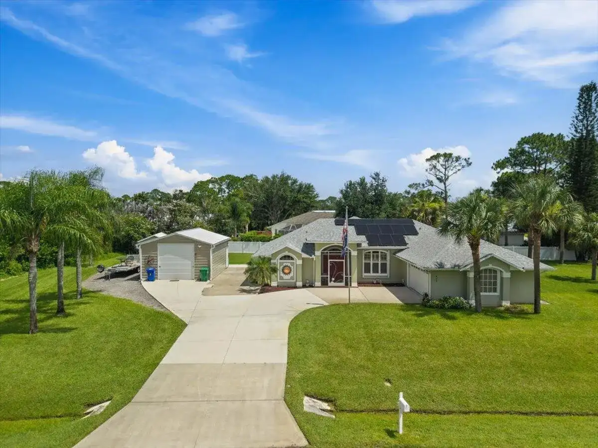 487 Bywood Avenue, Sebastian FL 32958