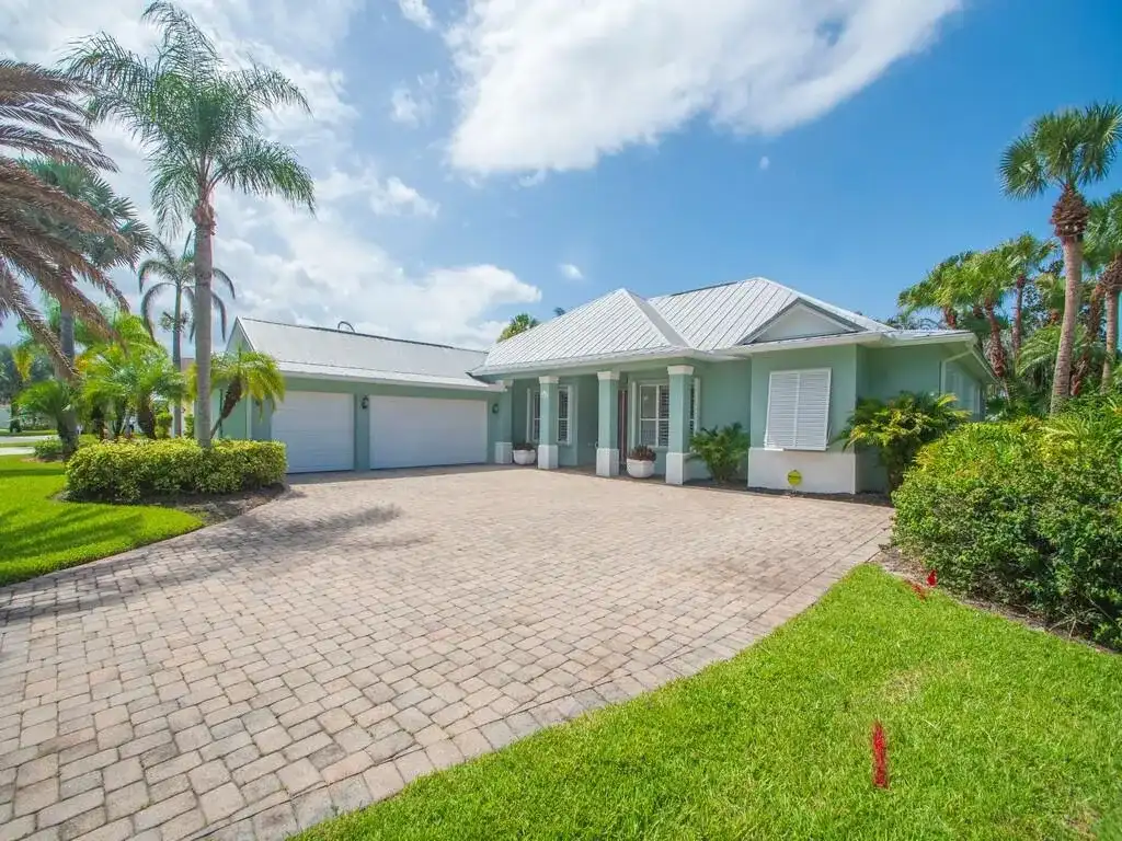 6566 35th Place, Vero Beach FL 32966