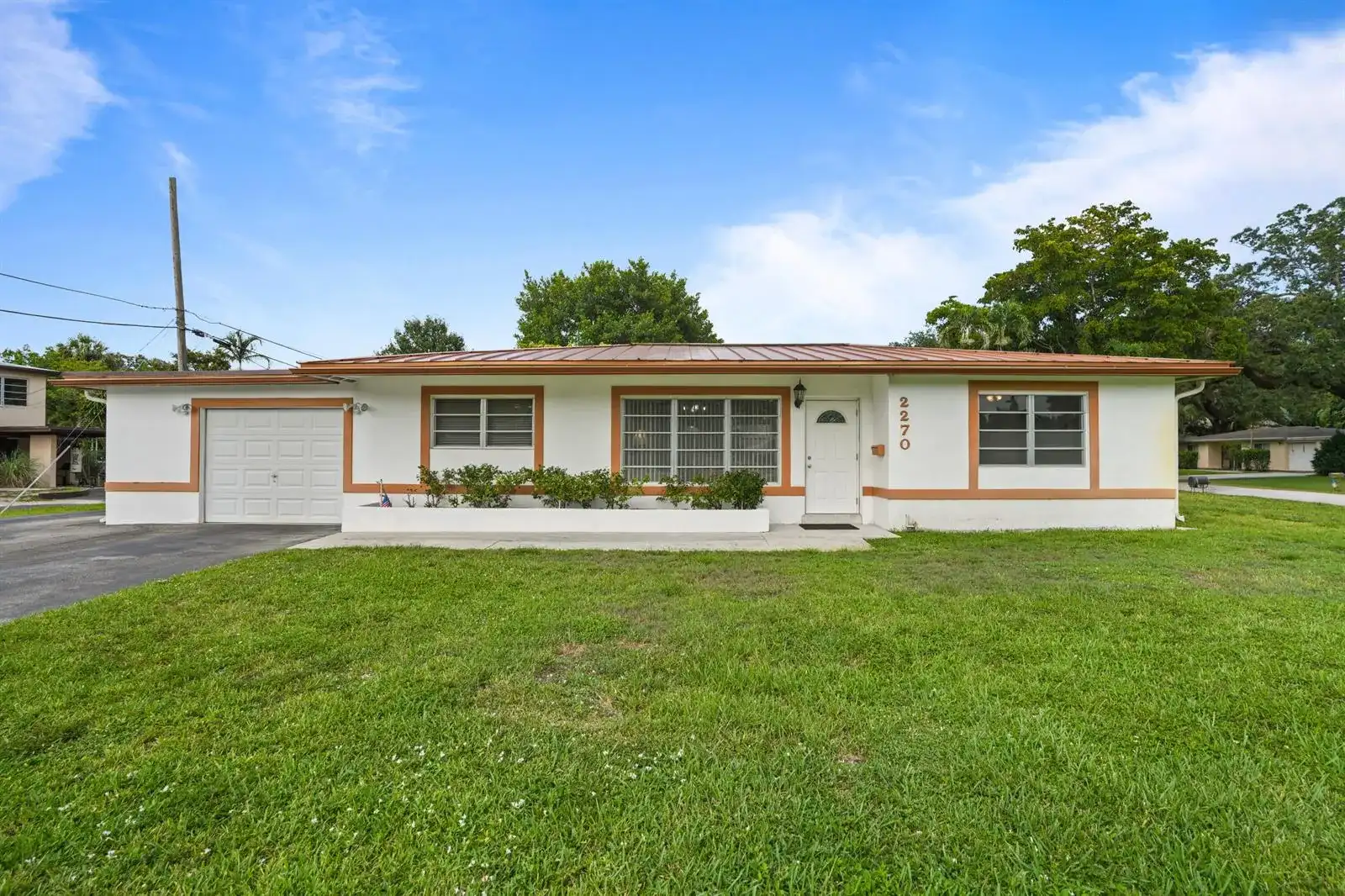 2270 SW 30TH Terrace, Fort Lauderdale FL 33312