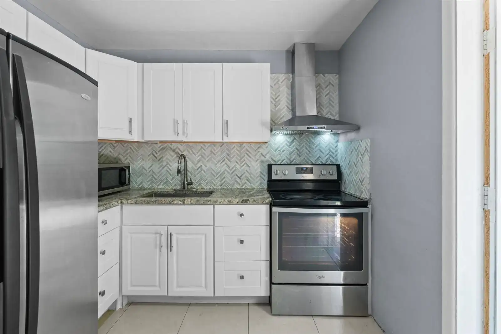 528 NE 20TH Avenue NE, Boynton Beach FL 33435