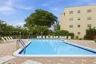 1035 COUNTRY CLUB Drive # 303, Margate FL 33063