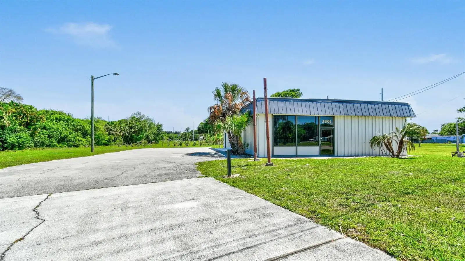 3801 OKEECHOBEE Road, Fort Pierce FL 34947