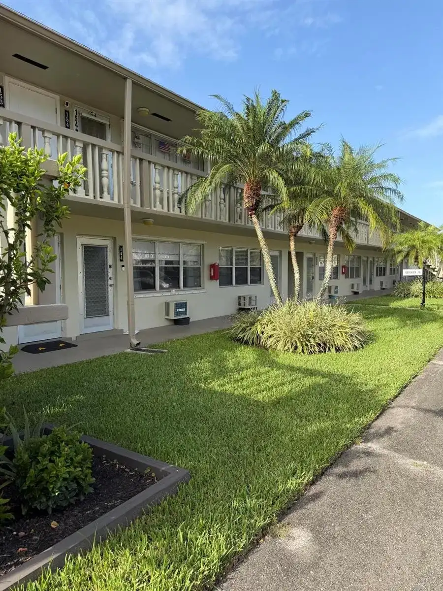 155 SUSSEX H, West Palm Beach FL 33417
