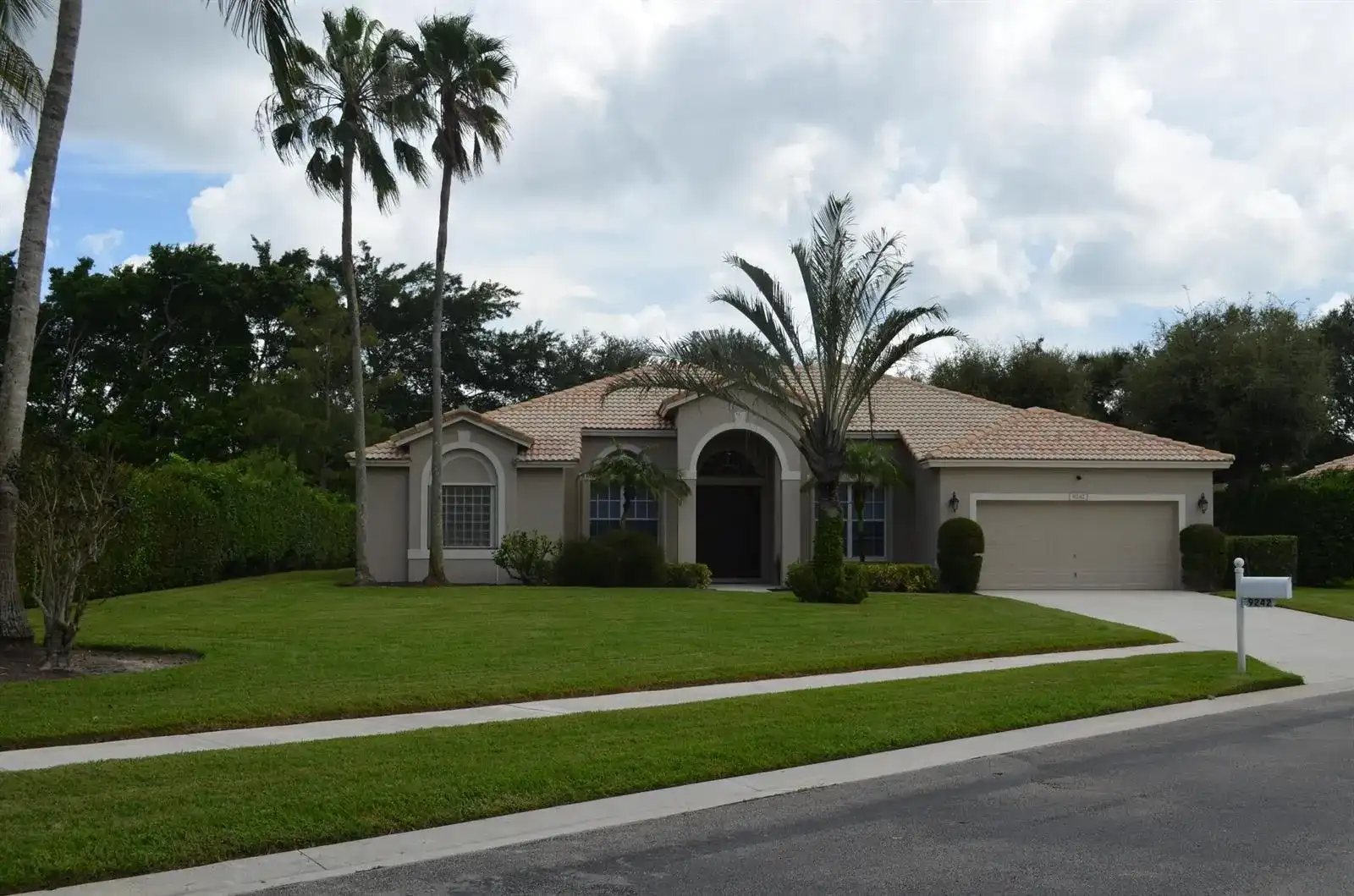 9242 Olmstead Drive, Lake Worth FL 33467