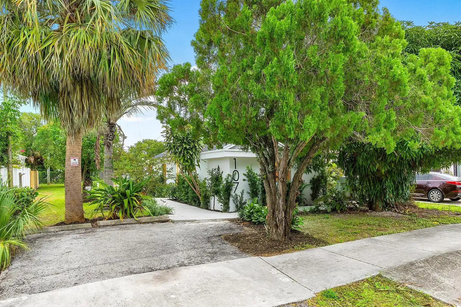 107 SW 4TH Avenue, Delray Beach FL 33444