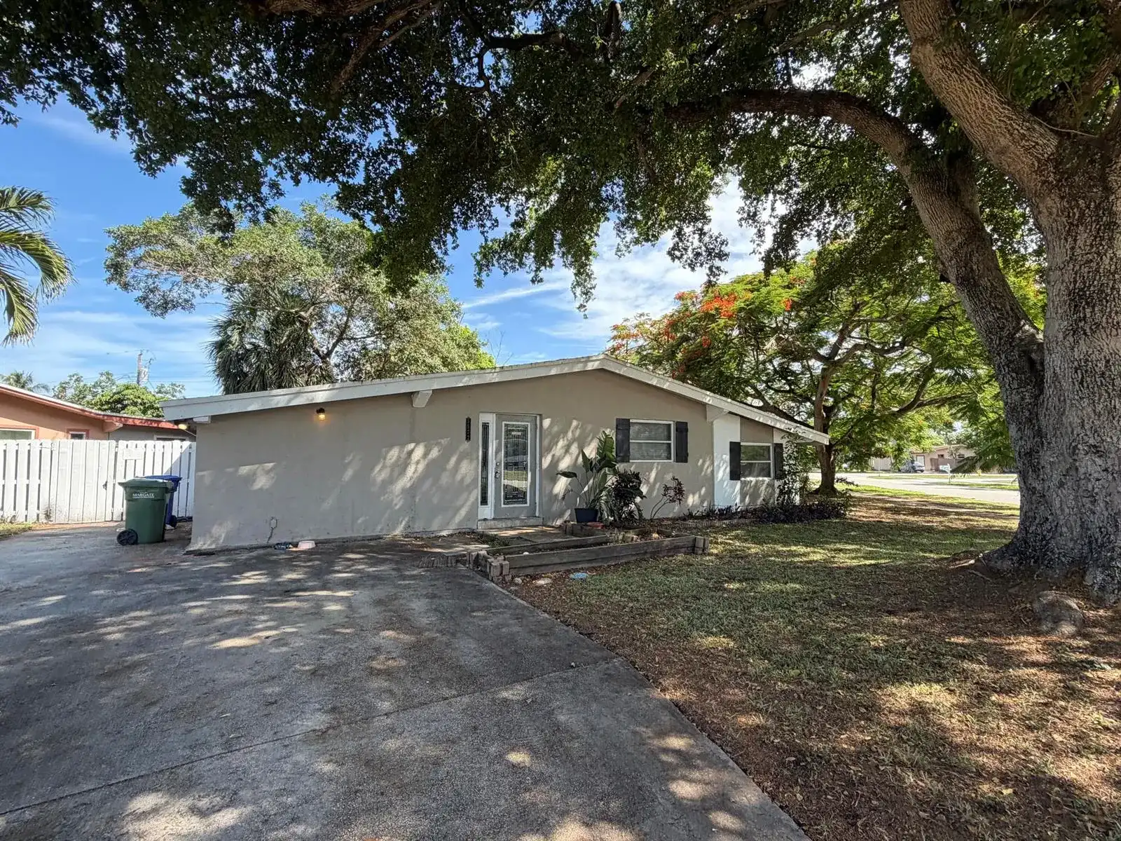 5572 SW 6th Court, Margate FL 33068