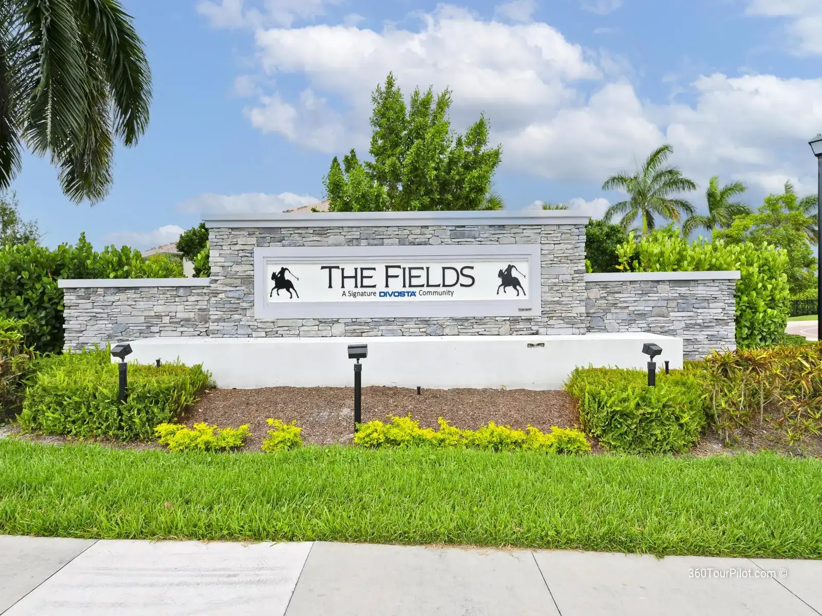 4814 CHANTILLY Road, Lake Worth FL 33467