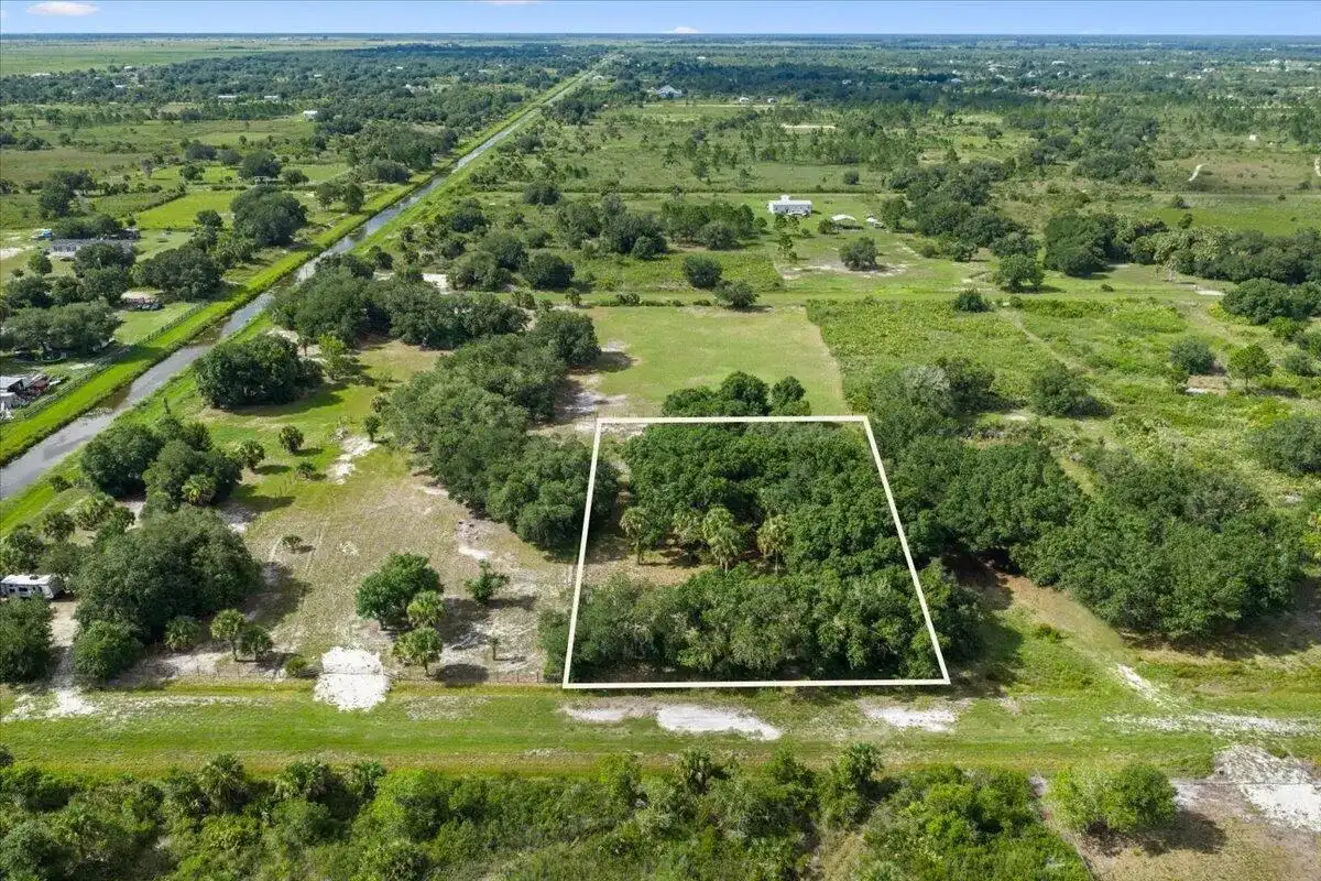 15320 NW 282nd Street, Okeechobee FL 34972