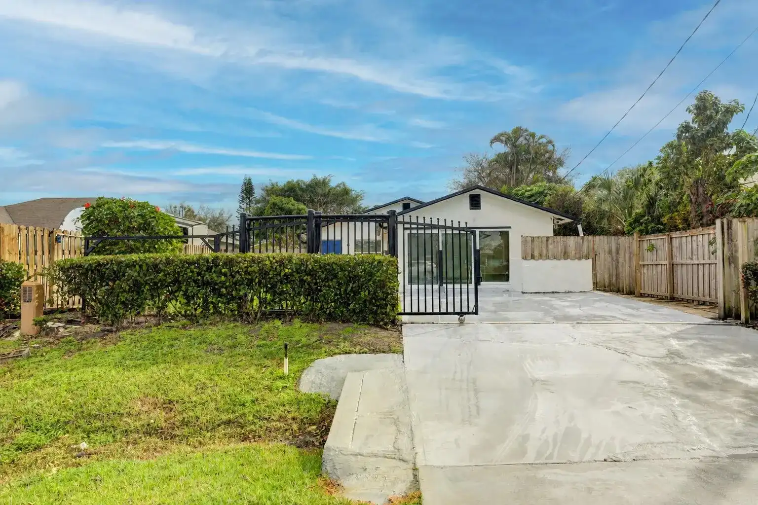 3394 SE JEFFERSON Street, Stuart FL 34997