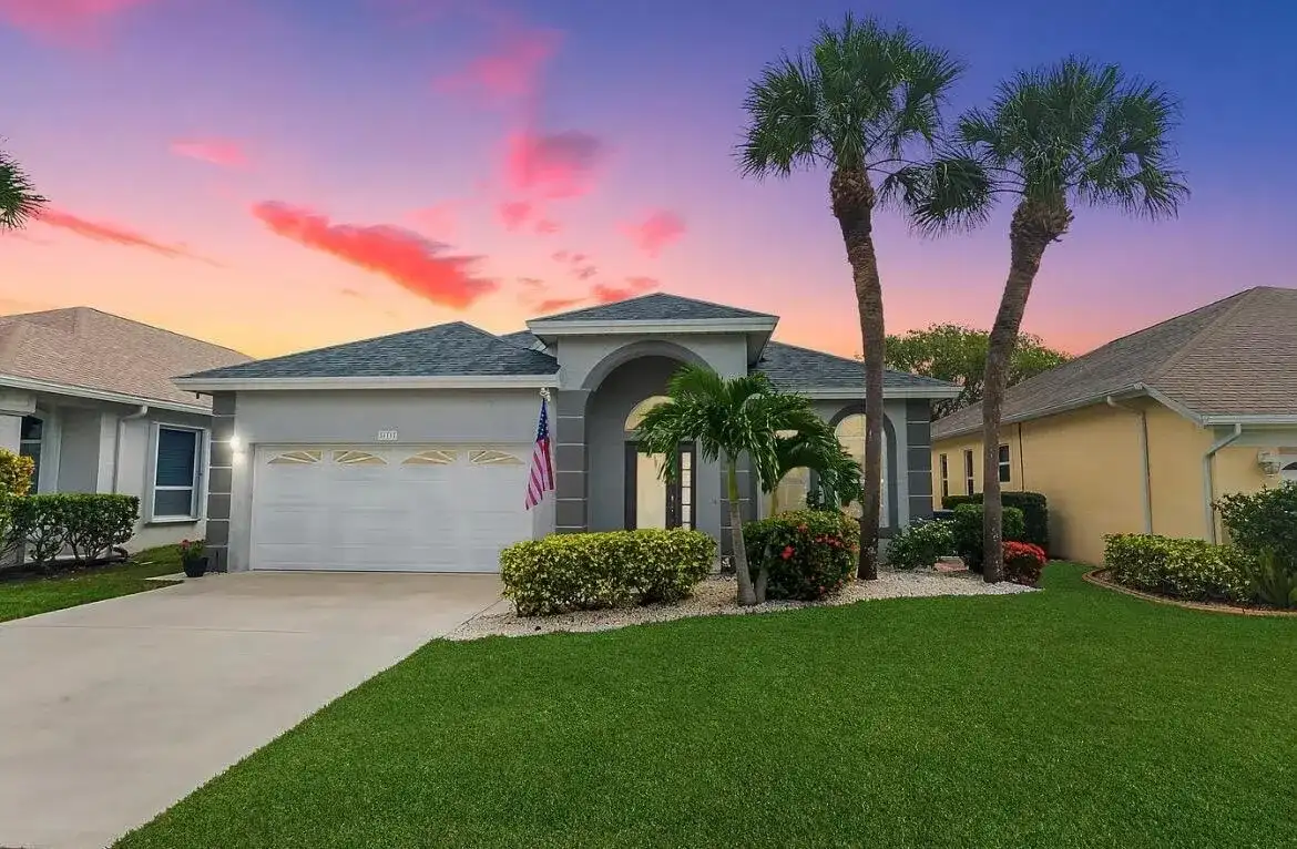 615 NW Monticello, Port St. Lucie FL 34986