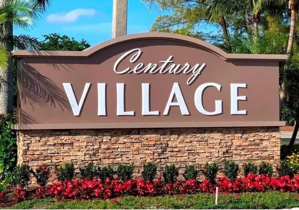 352 Norwich O, West Palm Beach FL 33417