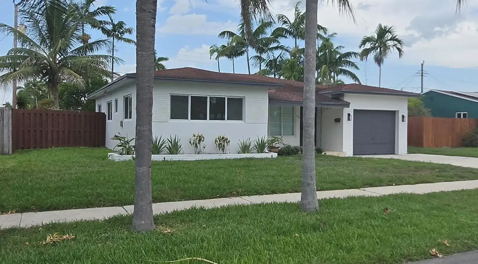 806 N 31st Court, Hollywood FL 33021