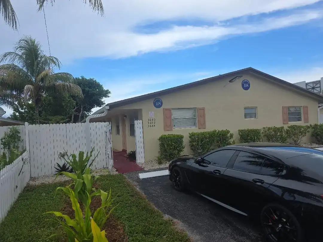 3640 NE 1ST Avenue # 3, Oakland Park FL 33334