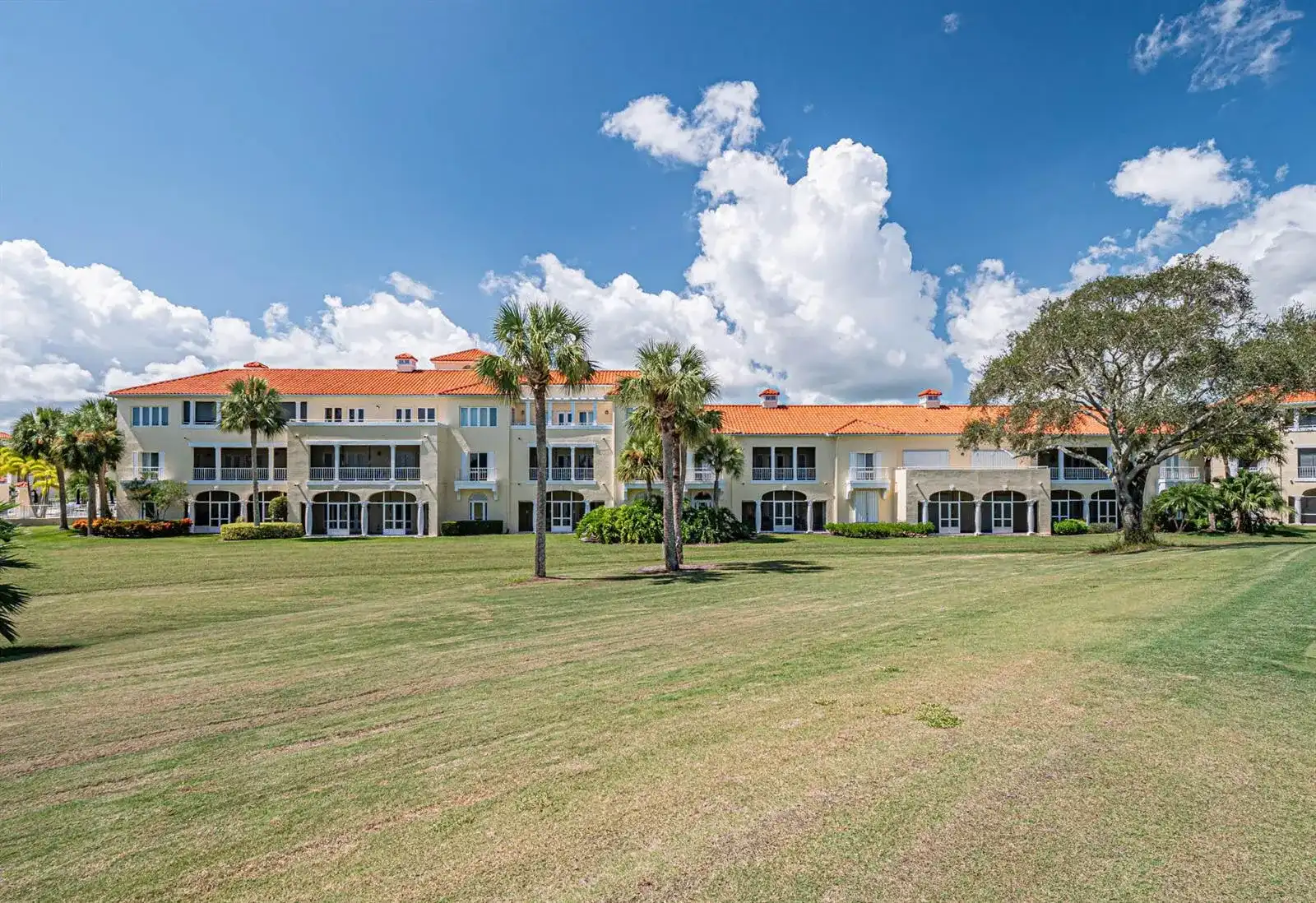 5060 HARMONY Circle # 105, Vero Beach FL 32967