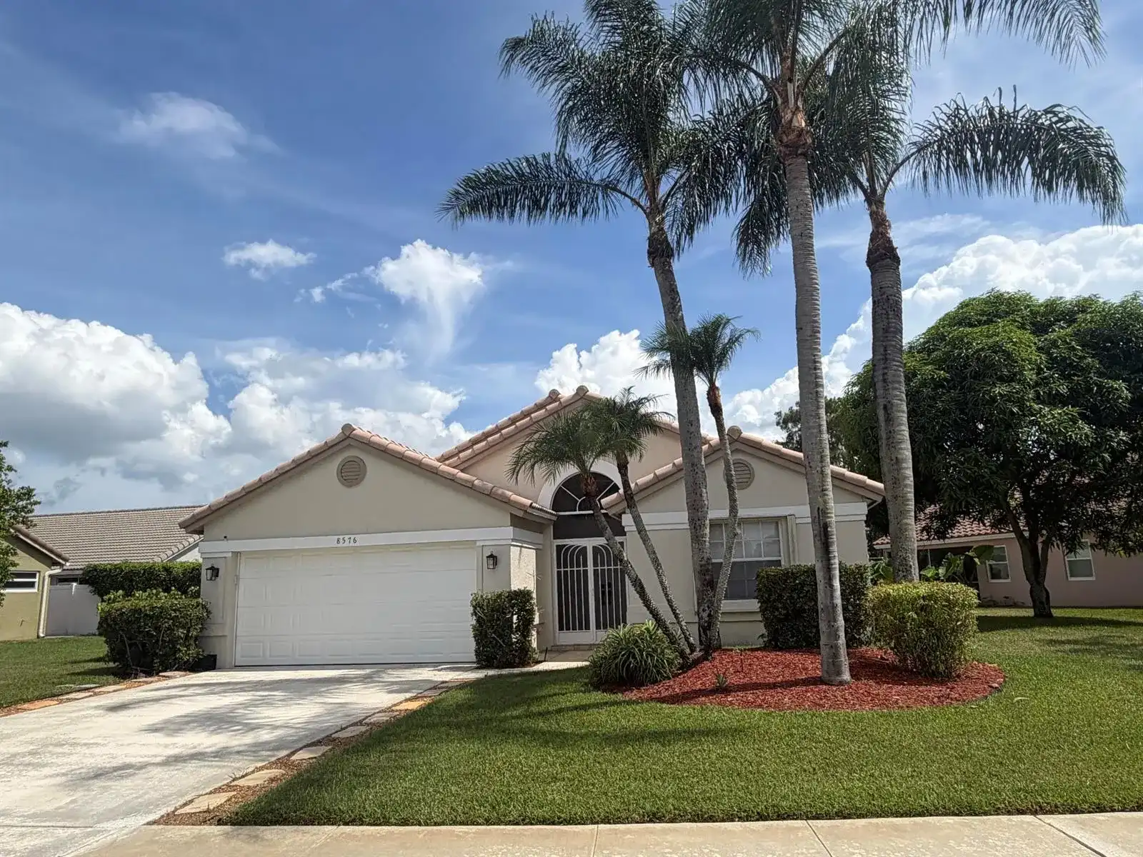 8576 WINDY Circle, Boynton Beach FL 33472