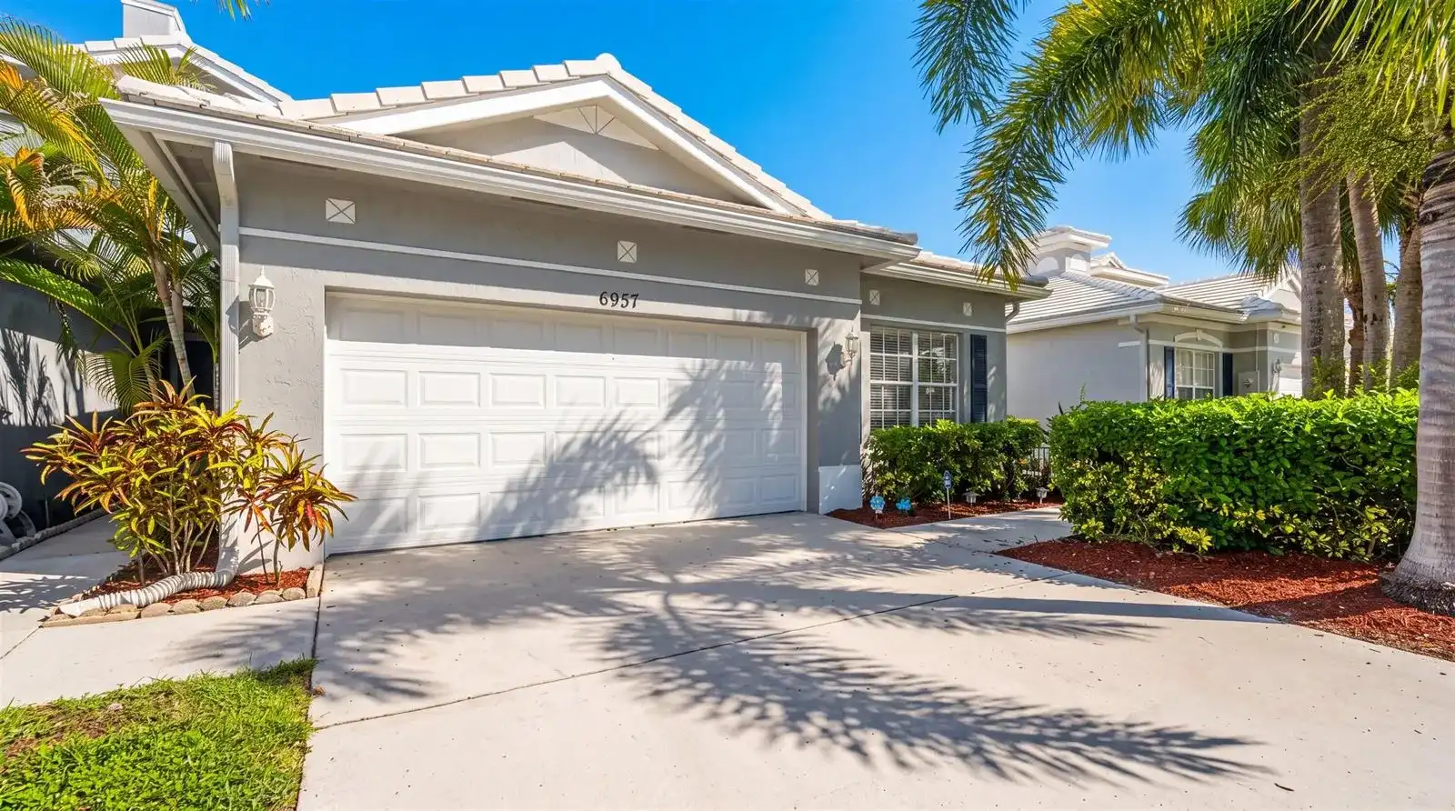 6957 BLUE SKIES Drive, Lake Worth FL 33463