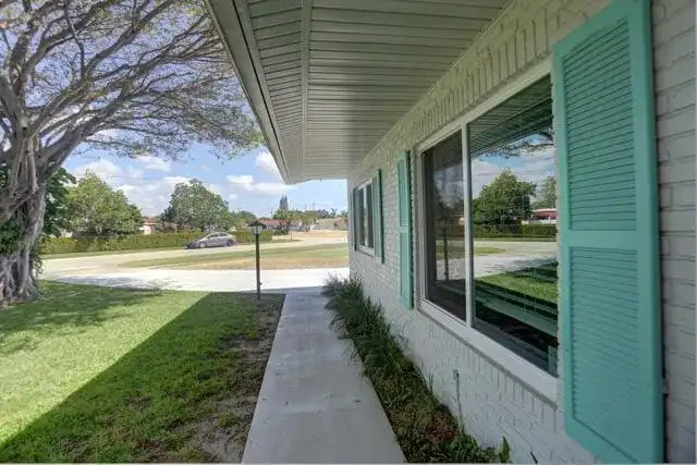 1133 7th Street, Lake Park FL 33403