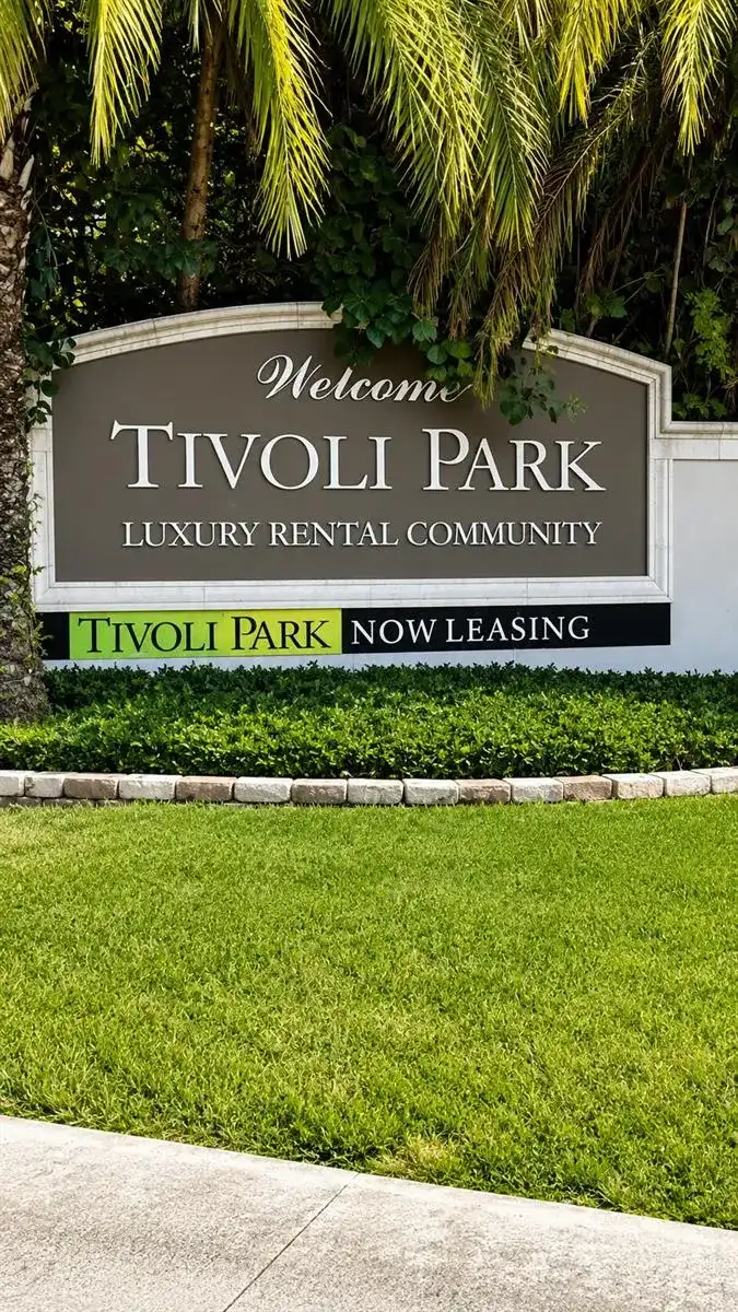677 TRACE Circle # 205, Deerfield Beach FL 33441