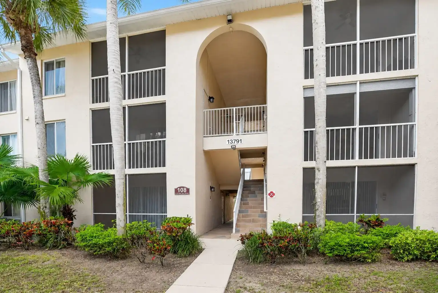 13791 Oneida Drive # C2, Delray Beach FL 33446