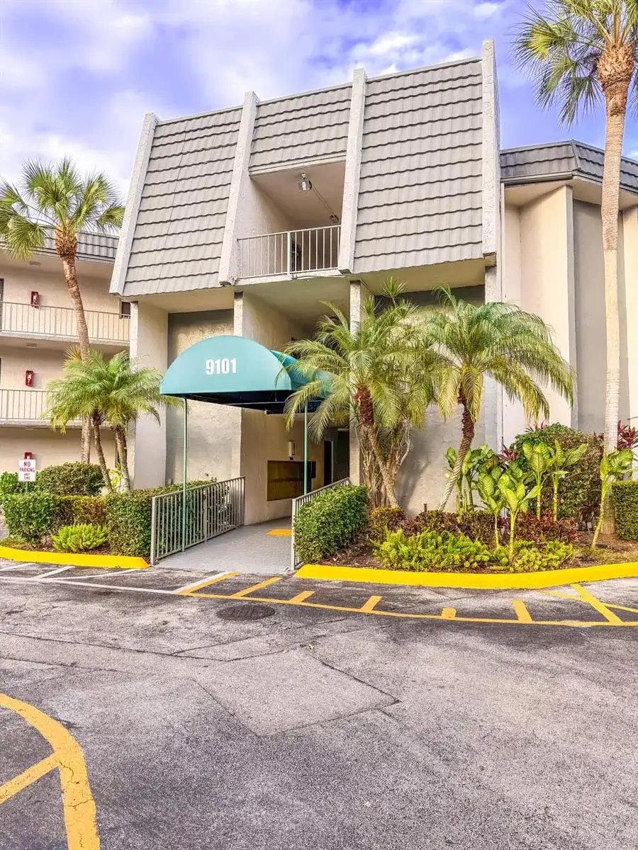 9101 Lime Bay Boulevard # 114, Tamarac FL 33321