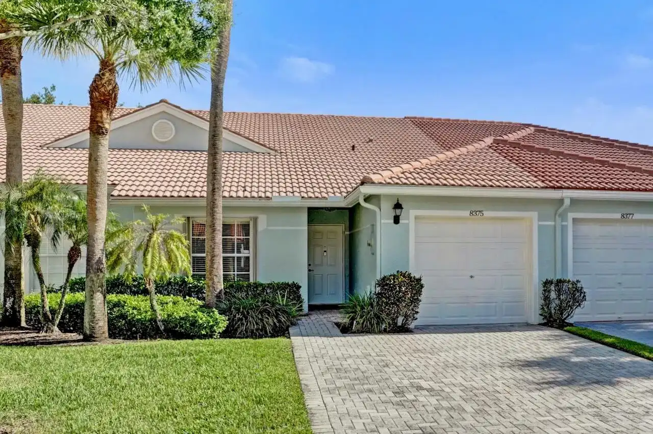 8375 Logia Circle, Boynton Beach FL 33472