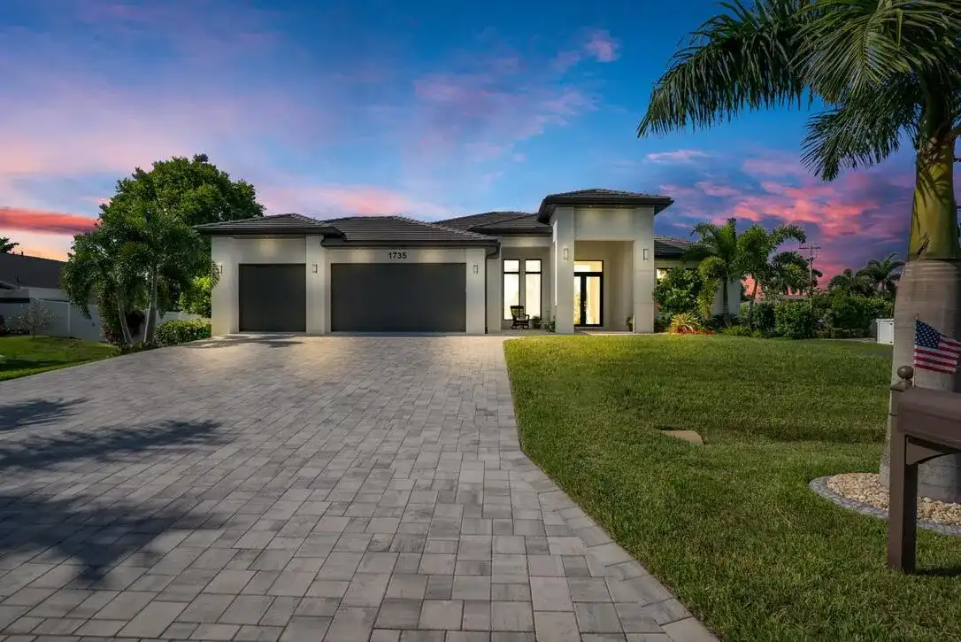 1735 SW 51ST Terrace, Cape Coral FL 33914