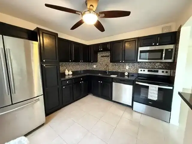 122 Piedmont C, Delray Beach FL 33484