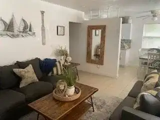 841 NE 40TH Street, Oakland Park FL 33334