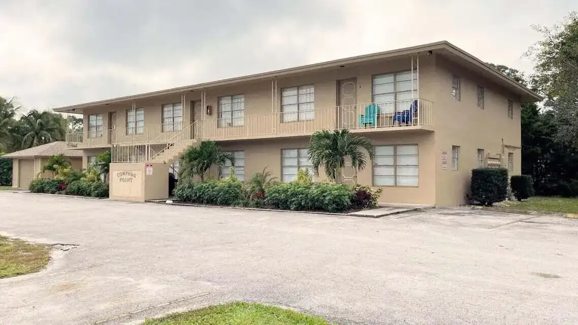 4606 SE BINNACLE Way # 3, Stuart FL 34997