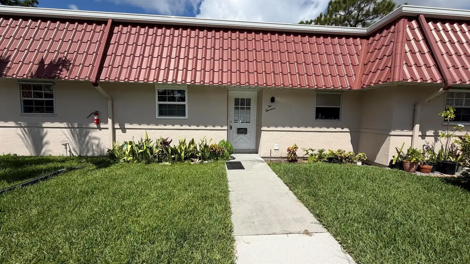 214 DOWN EAST Lane, Lake Worth FL 33467
